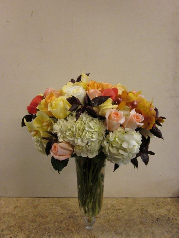 Ann\'s Flowers Laurel