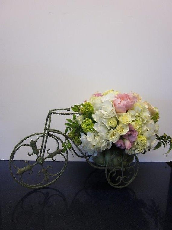 Ann\'s Flowers Baby Carriage