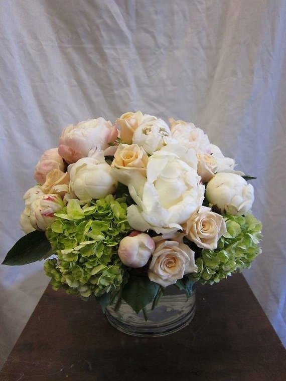 Santa Monica Flowers Cream de la Cream