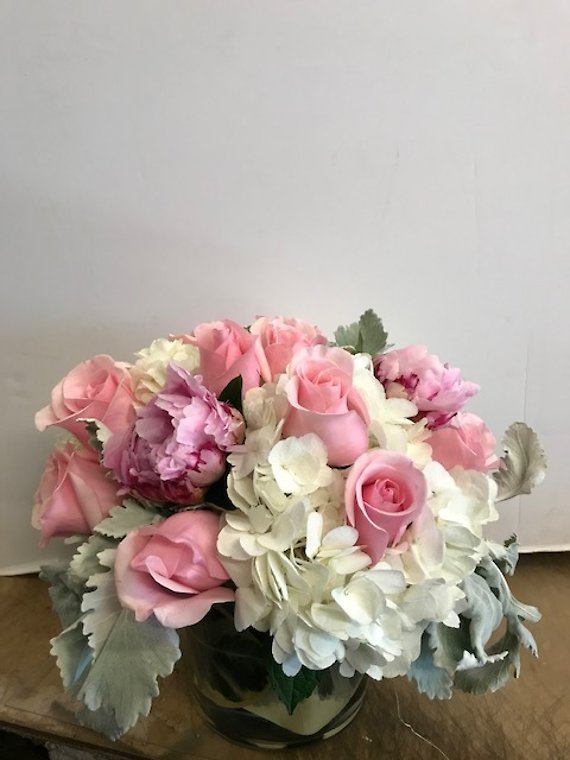 Ann\'s Flowers Pauline