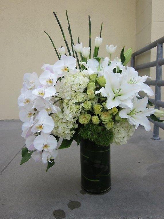 Santa Monica Flowers White florabunda