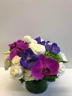 Ann\'s Flowers Santorini